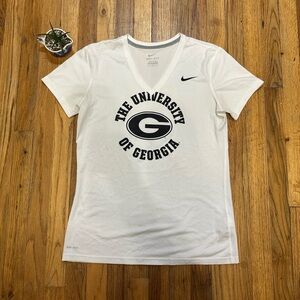 NIKE. Georgia Bulldogs. Women’s Short Sleeve T-shirt. Size M.